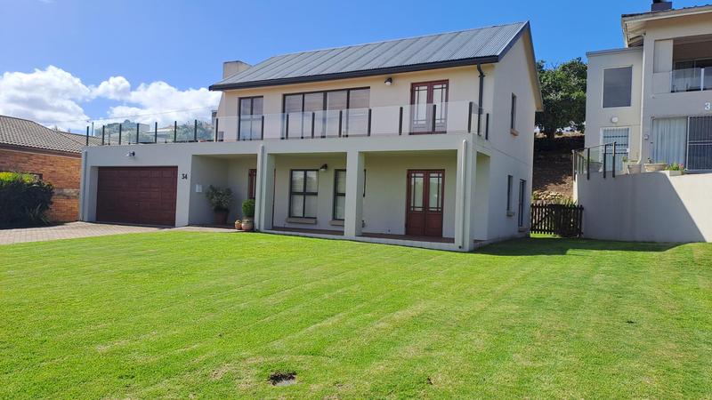 4 Bedroom Property for Sale in Stilbaai East Western Cape
